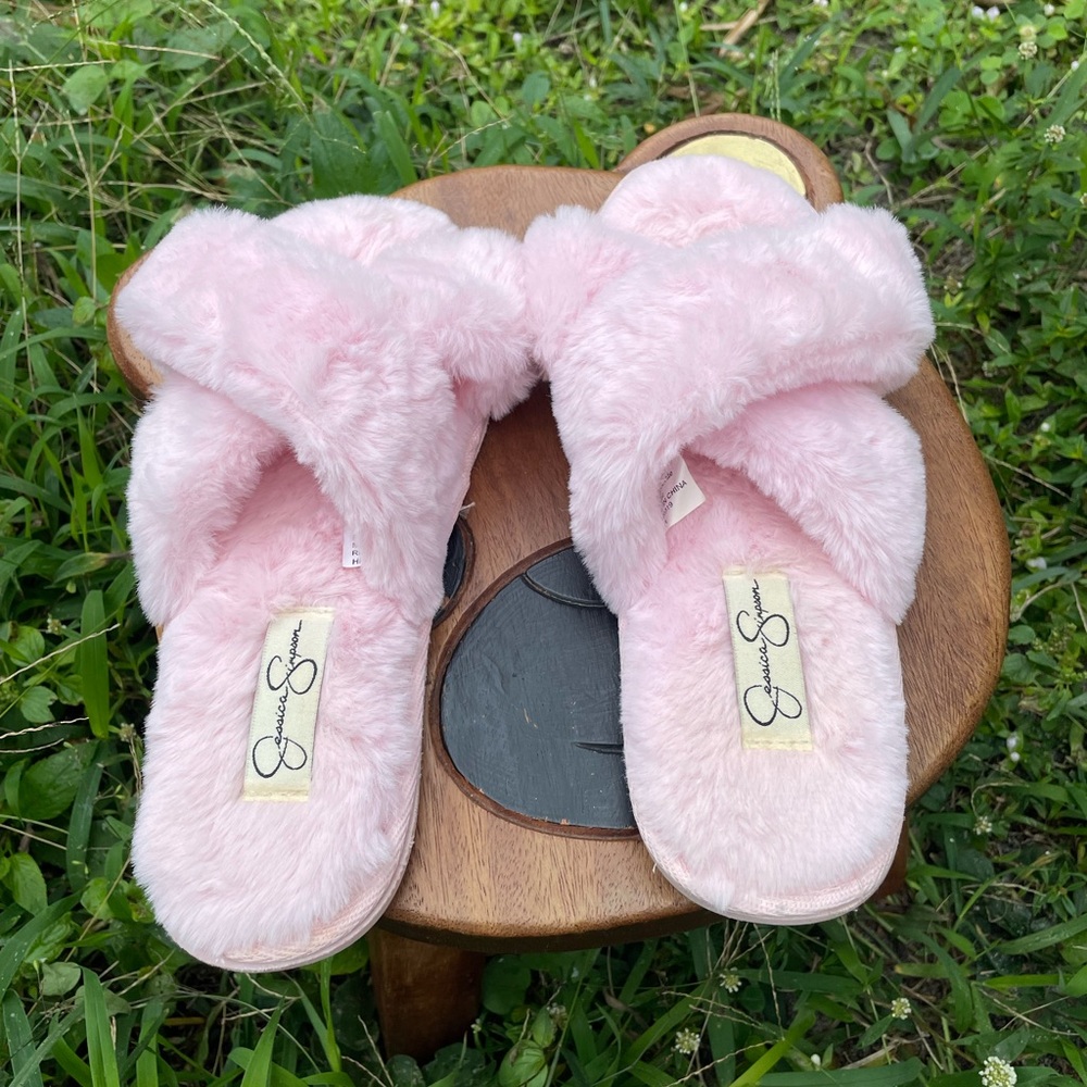 EUC Jessica Simpson pink fuzzy slippers size 7/8 - Picture 5 of 12